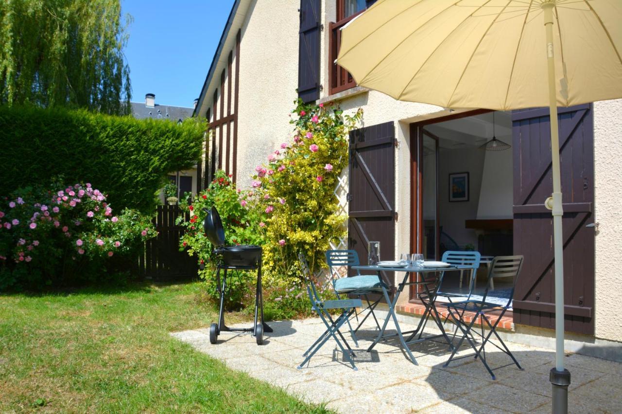 Cottage With Large Garden 15 Minutes Walk From The Beach Villers-sur-Mer Eksteriør bilde