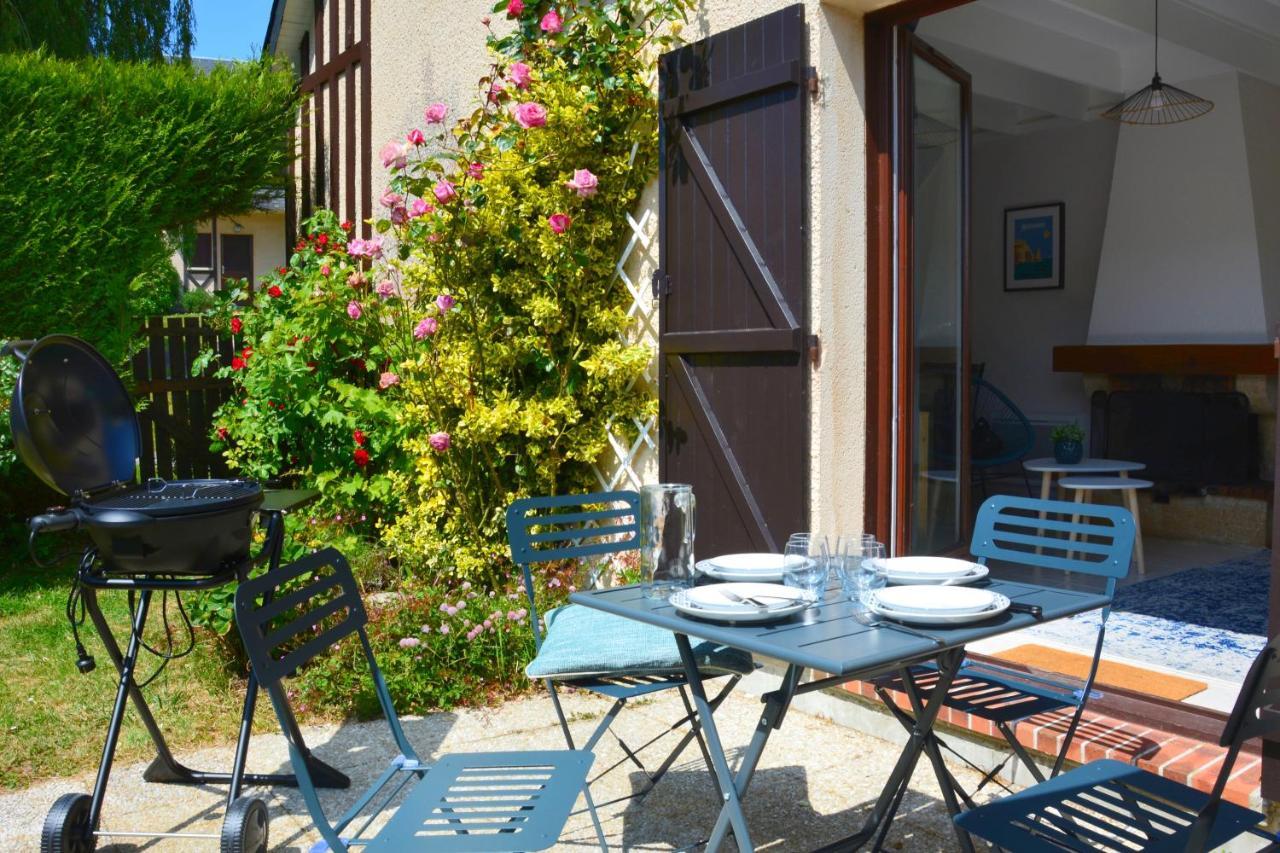 Cottage With Large Garden 15 Minutes Walk From The Beach Villers-sur-Mer Eksteriør bilde